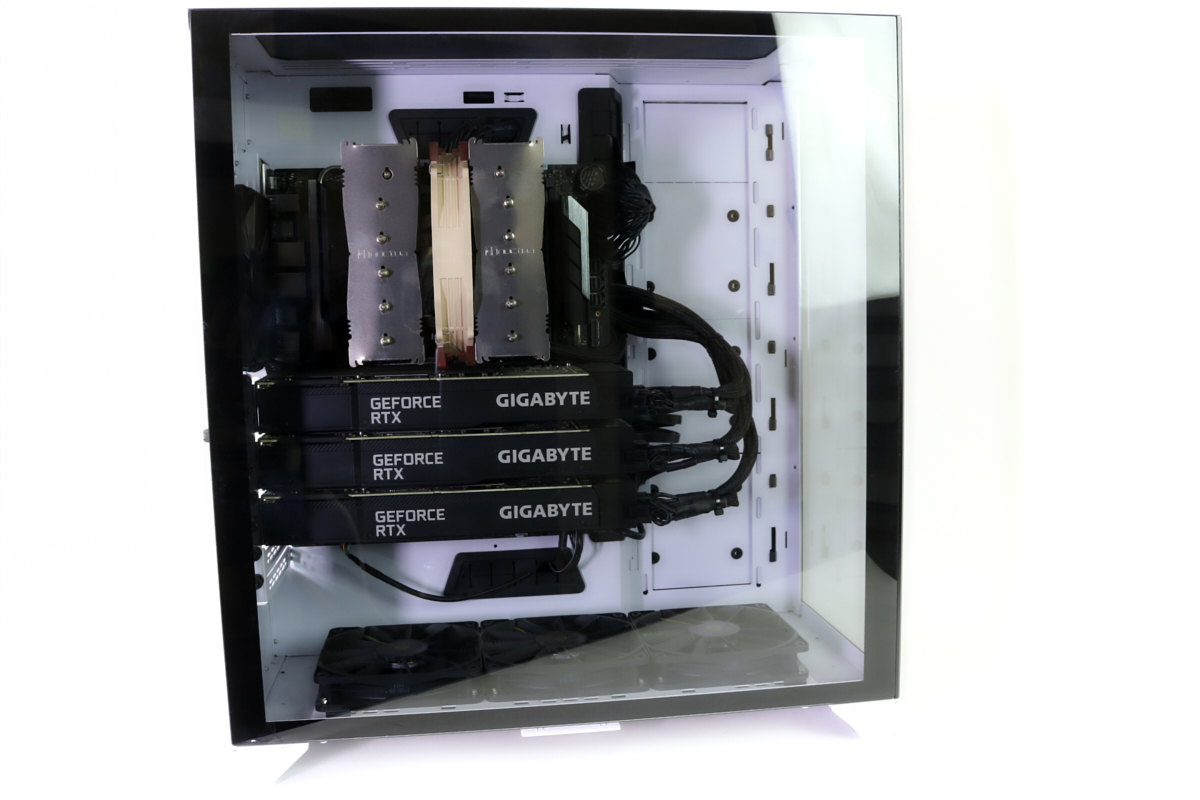 ヒカルPC NEC、YouTube番組「Nontitle」とコラボした若年向け13.3型ノートPC